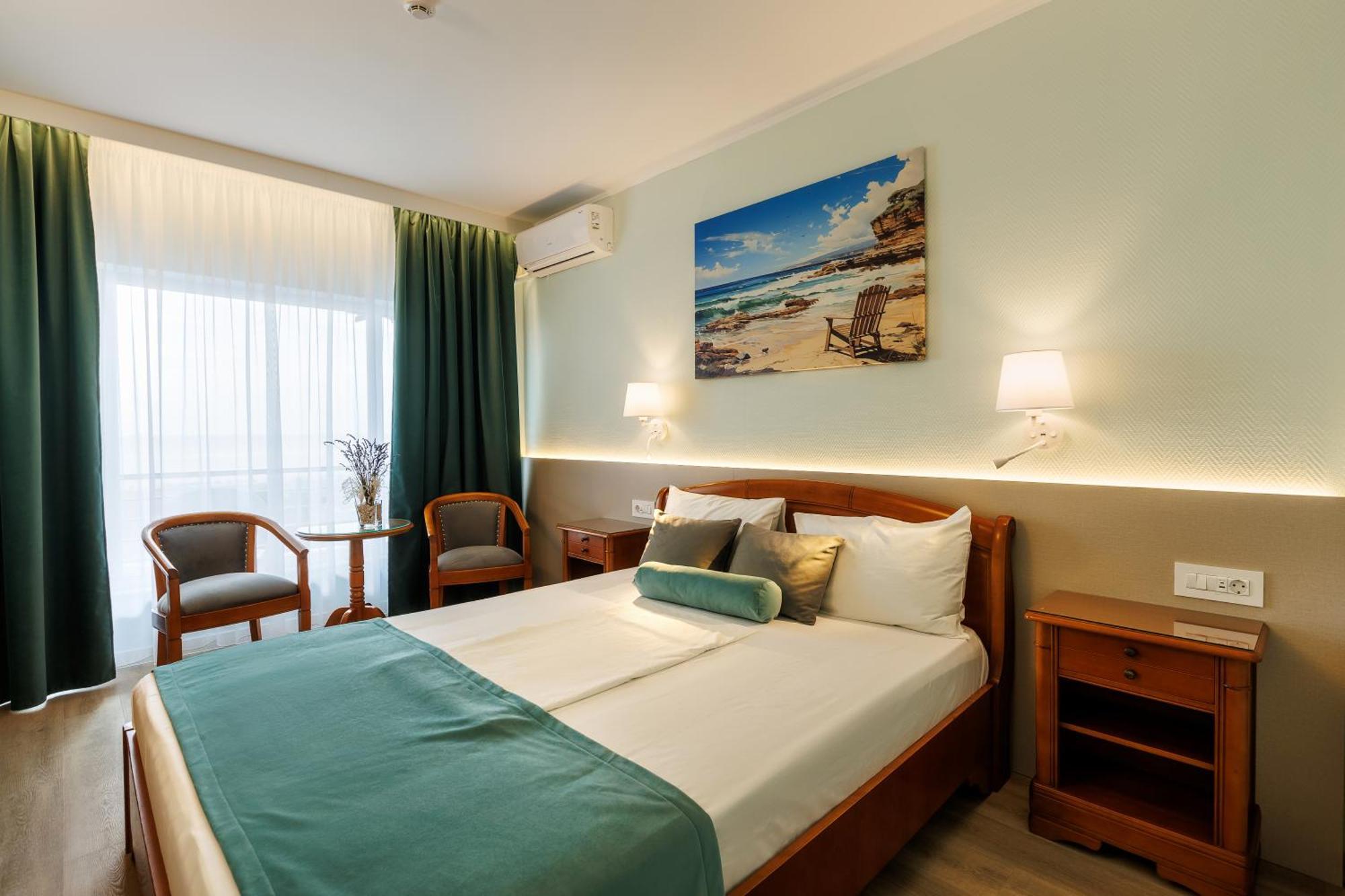 מאמאיה Hotel Comandor מראה חיצוני תמונה