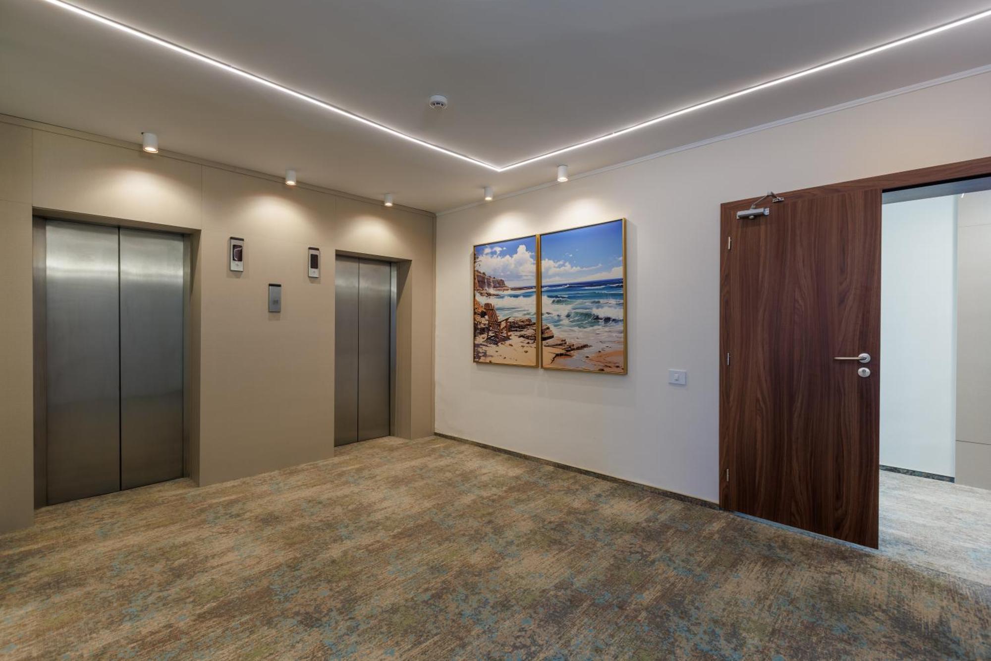 מאמאיה Hotel Comandor מראה חיצוני תמונה
