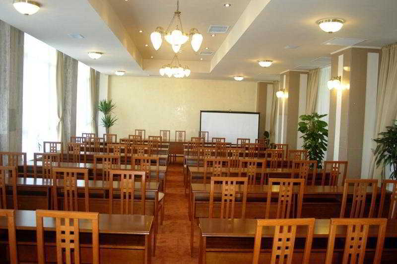 מאמאיה Hotel Comandor מראה חיצוני תמונה