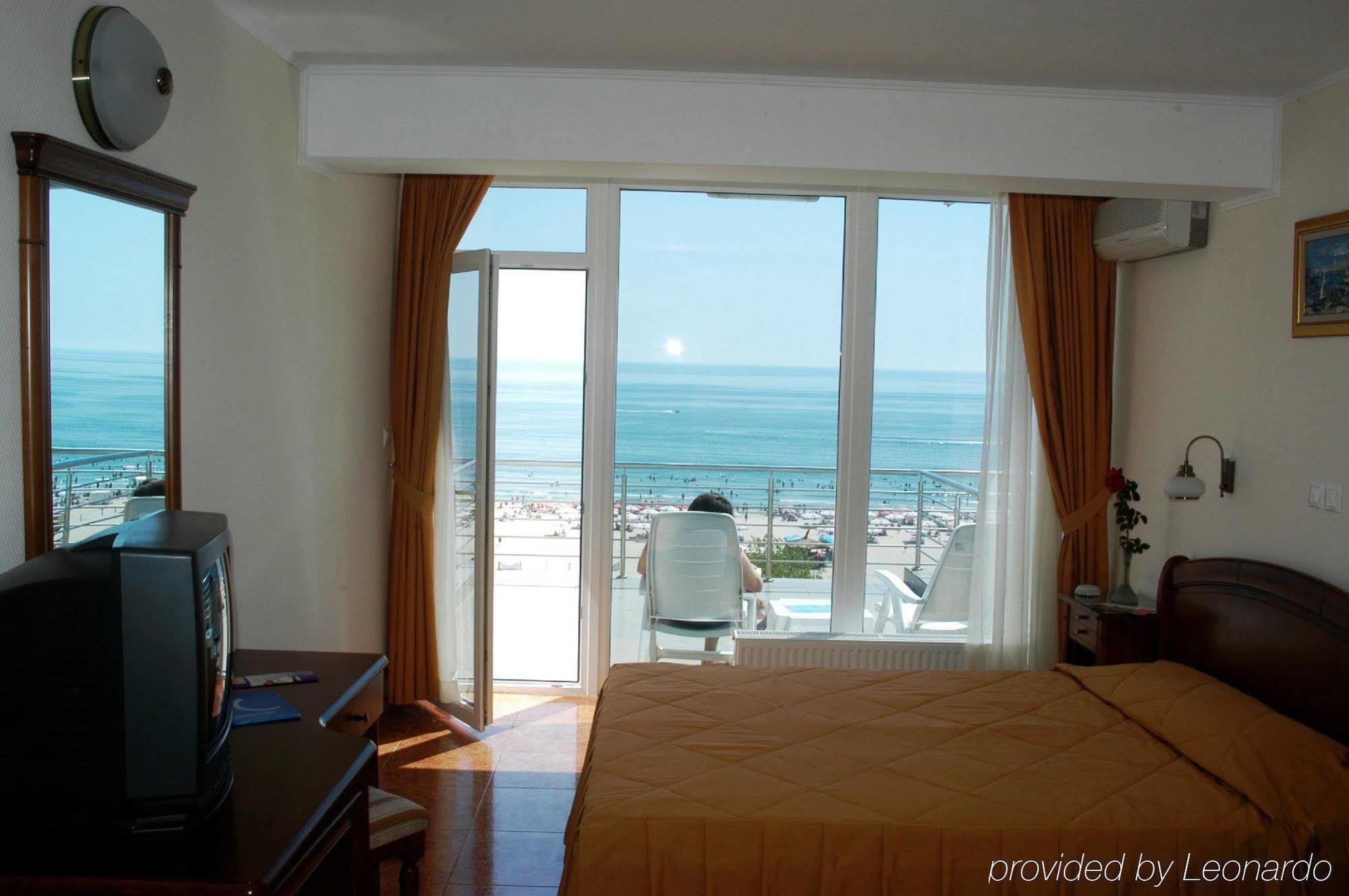 מאמאיה Hotel Comandor מראה חיצוני תמונה